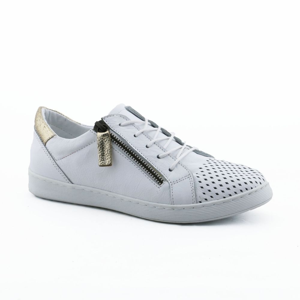 WHITE SNEAKERS